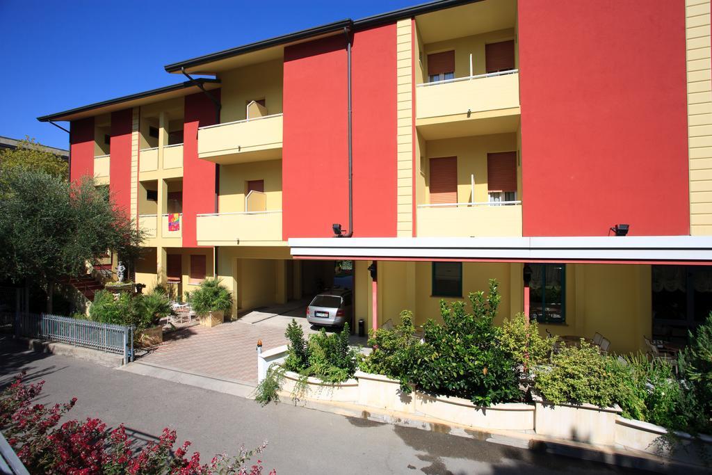 Elisabetta Hotel Cesenatico Zewnętrze zdjęcie